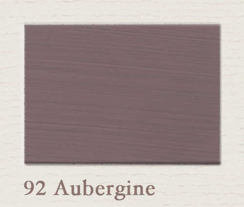 Painting the Past Matt Finish Aubergine (92) 2