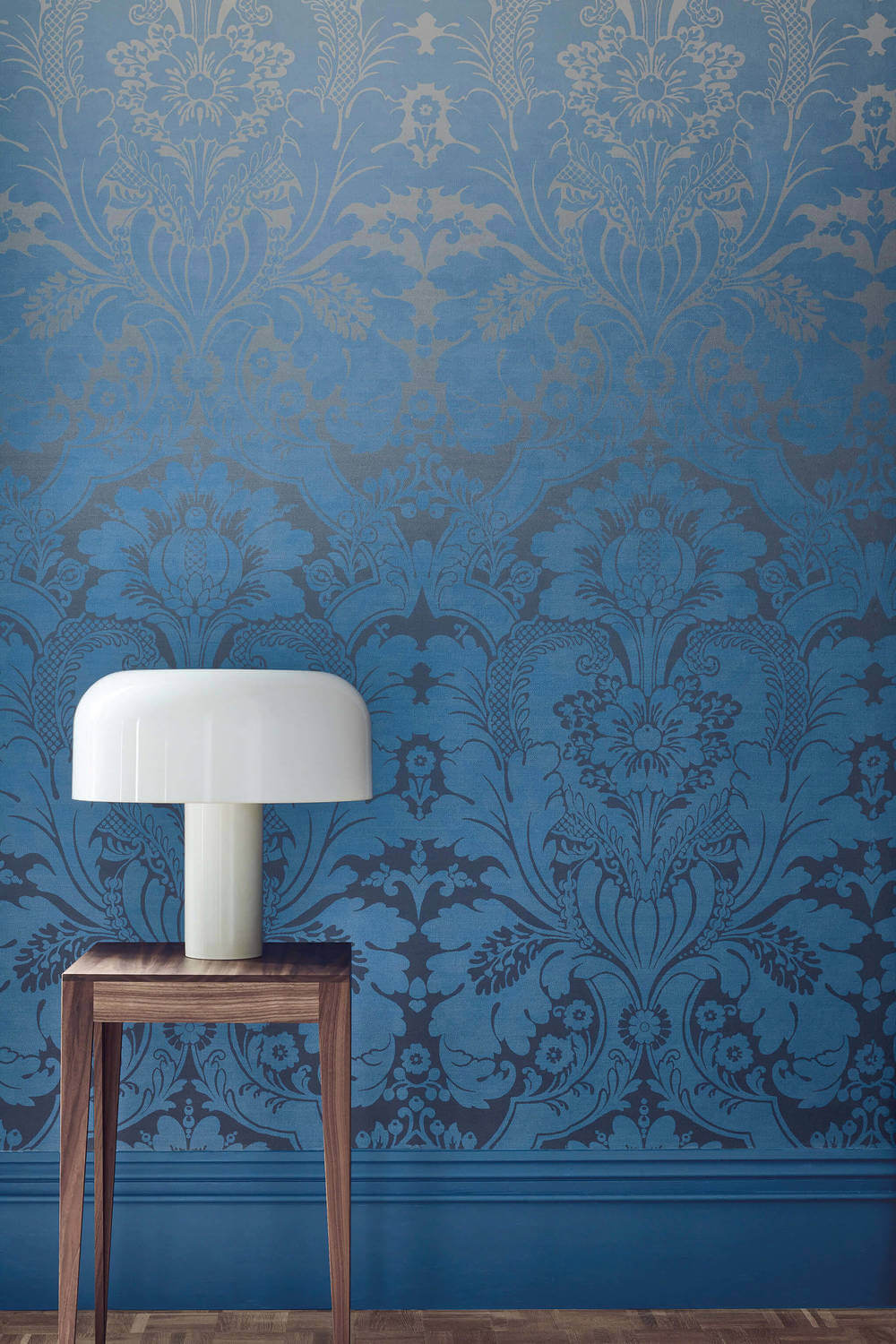 Behang Little Greene London Wallpapers V St James Park Cobalt Fade 3