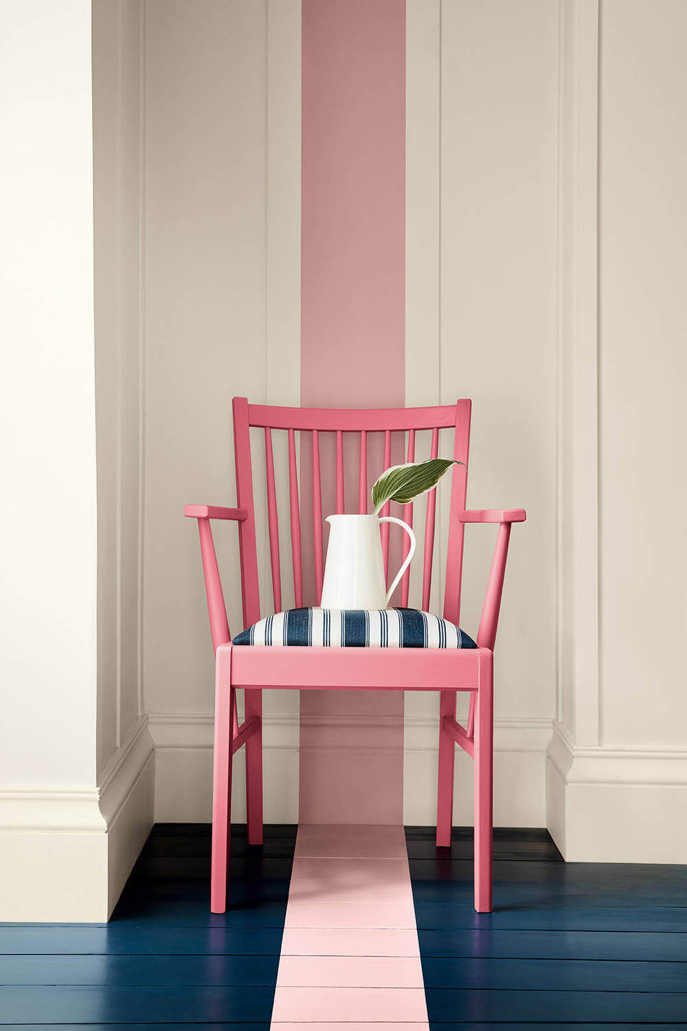 Little Greene Absolute Matt Emulsion Hollyhock 25 4