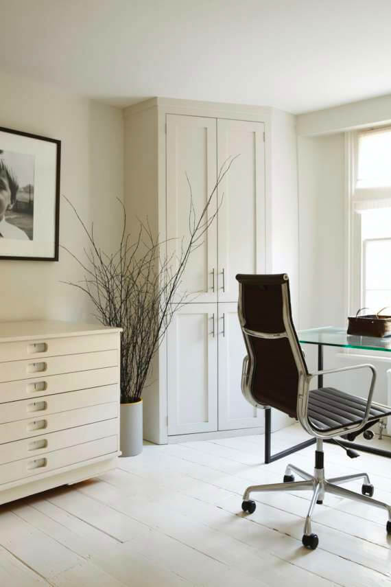 Farrow & Ball All White (2005) 2